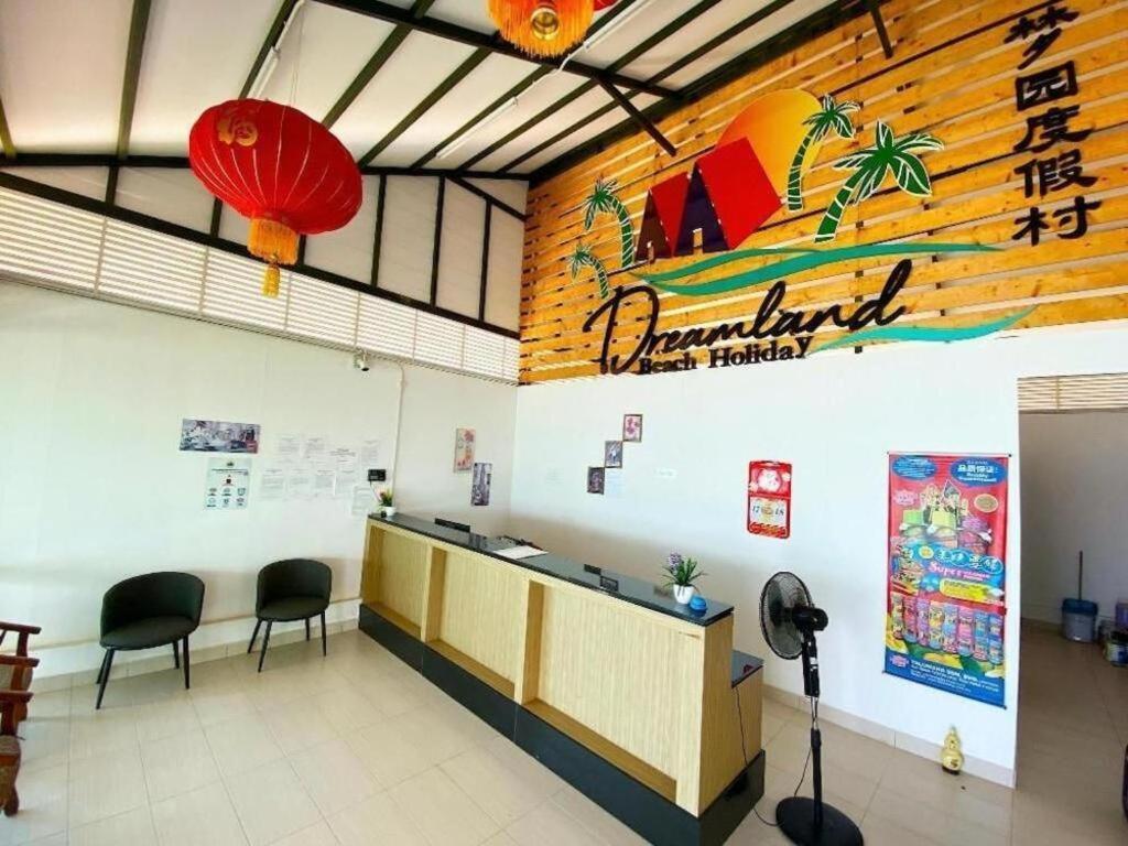 Dreamland Beach Holiday Kudat Exterior photo